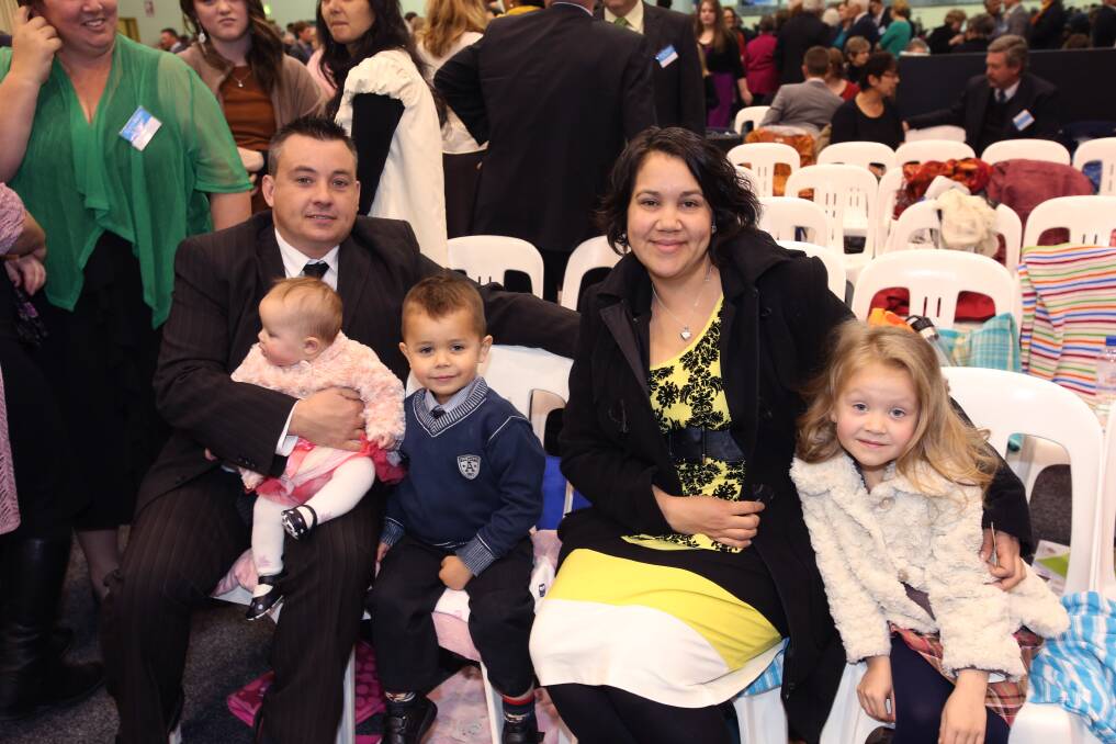 Jehovah's witness convention at Bendigo Staduim.
Daniel and Larissa Falla and their children Lacey, Logan and Mya.
Picture: PETER WEAVING