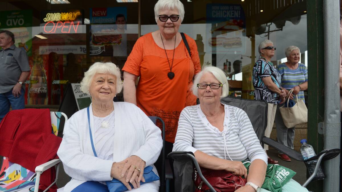 Maryborough Highland Gathering Parade.
Joan Fawcett, Norma White and Bev Woolfe. Picture: JIM ALDERSEY