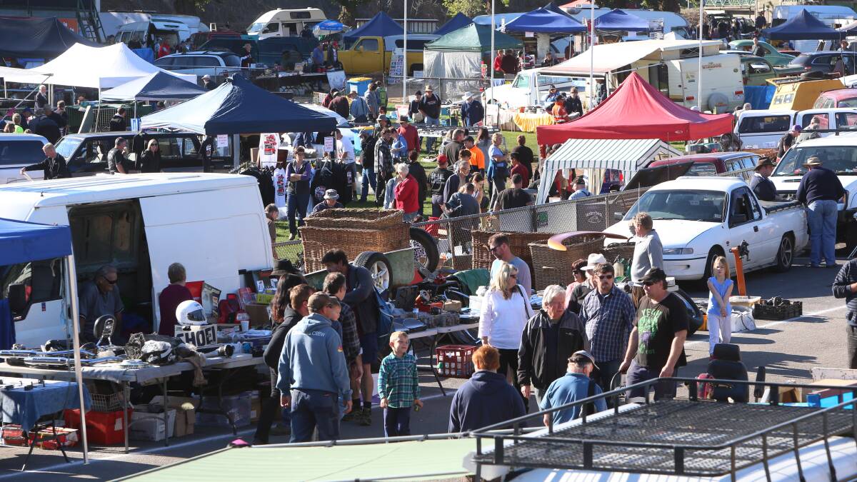 Thousands attended the Castlemaine Lions Club Swap Meet at Camp Reserve, Castlemaine. Picture: PETER WEAVING
