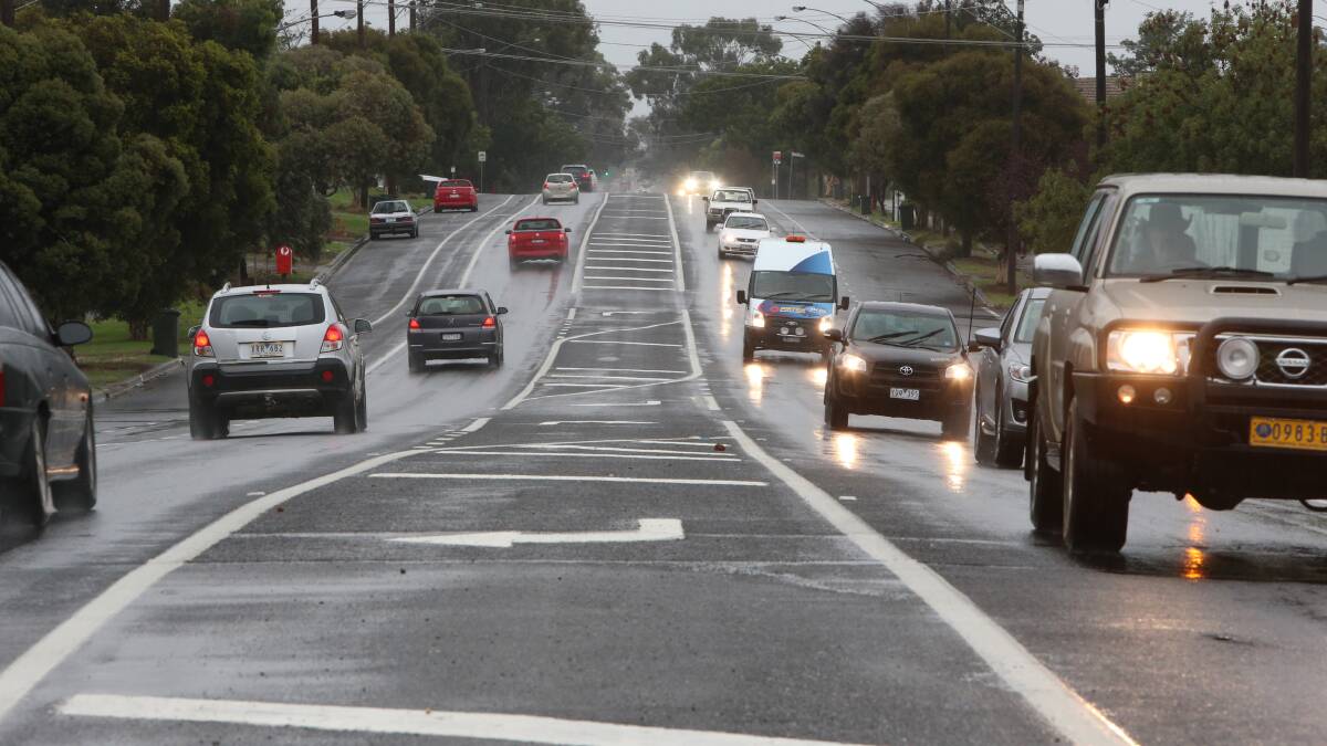 CONGESTED: Napier Street on Thursday morning. Picture: PETER WEAVING