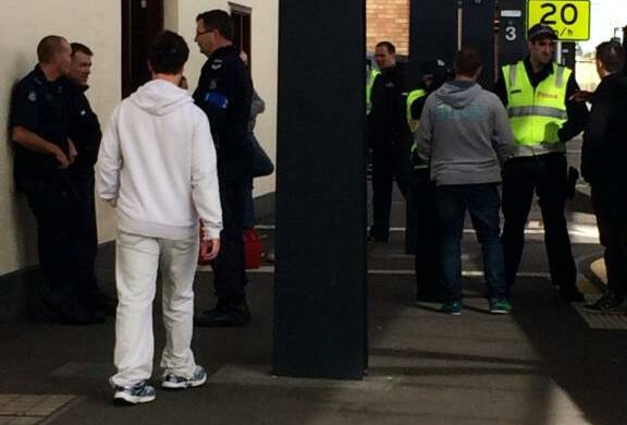 QUESTIONS: Police are using sniffer dogs at Bendigo Station. 