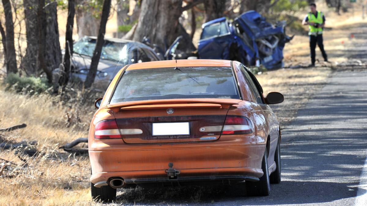 DOUBLE FATALITY: The driver of this car is assisting Bendigo police. Picture: BLAIR THOMSON