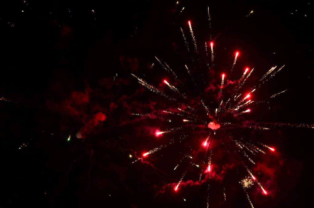 There is an official fireworks display on New Year's Eve in Rosalind Park, central Bendigo. 