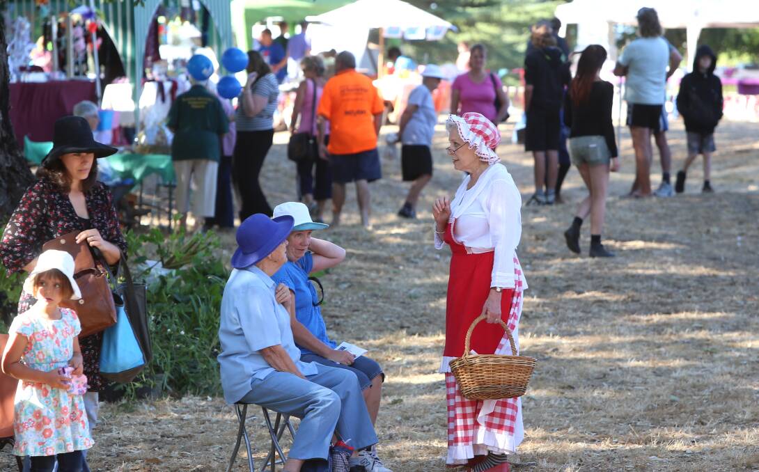 Granny Smith chats to festival-goers.