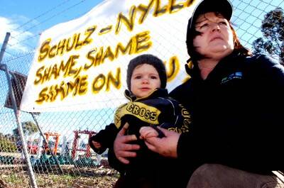 ON THE PICKET LINE: Empire Rubber's Monica Smith and her grandson, Baylee.