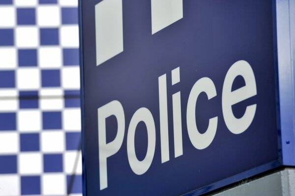 Bendigo police officer attacked