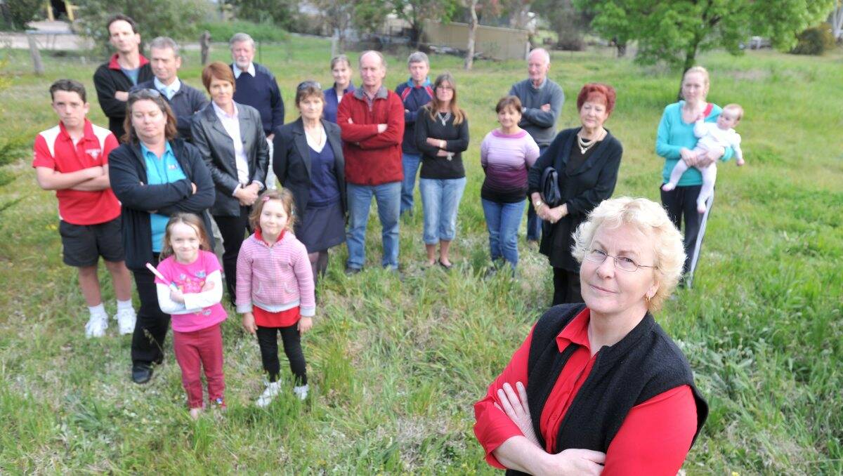 AGAINST: Andrea Metcalf and other concerned home owners have spoken out against the development. Picture: JODIE DONNELLAN