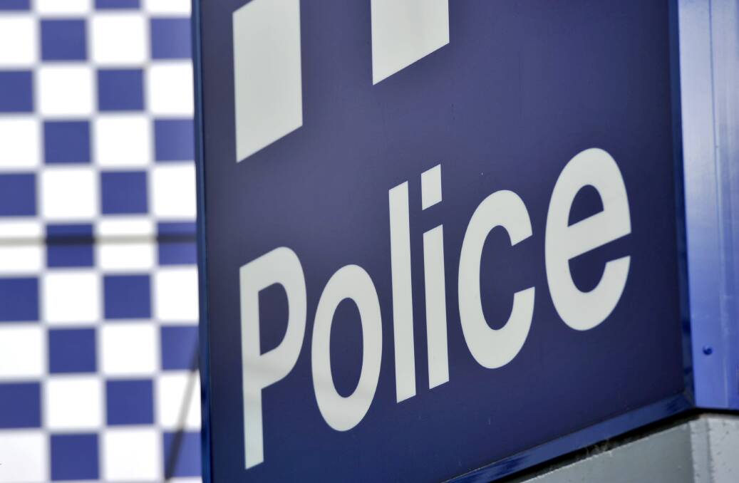 Police treat Wedderburn bushfire as suspicious