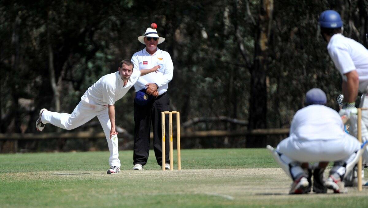 CLASSY ALL-ROUNDER: Golden Square's Scott Johnson will play a key role with ball and bat as his team tries to oust Strathdale-Maristians from the premiership race. Picture: JULIE HOUGH 