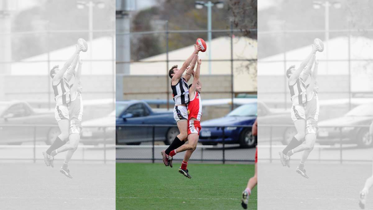 South Bendigo v Castlemaine at the QEO.   Picture: Jodie Donnellan 