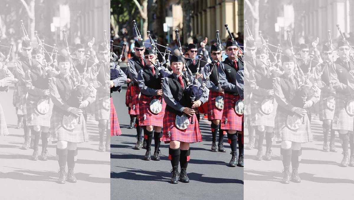 Bendigo's first Scots Day Out event kicks off with a march down View Street. Picture: Peter Weaving
