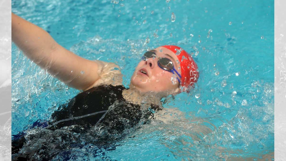 Bendigo Hawks Aquatic Swimming Carnival Yasmine Fitzgerald from Ballarat Club competes in the 100 metre backstroke event.  Picture: Julie Hough 