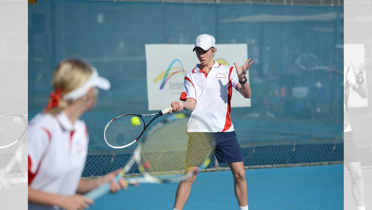 Isaac Watson plays for the Loddon Campaspe region in the finals of the Junior Tennis Challenge at the Bendigo Tennis Complex.  Picture Jim Aldersey