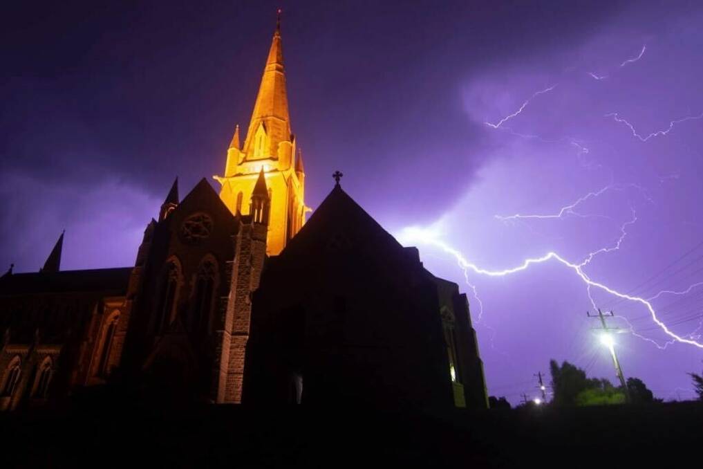STORM: Thunderstorms hit Bendigo on Monday night. Picture: NONI HYETT 