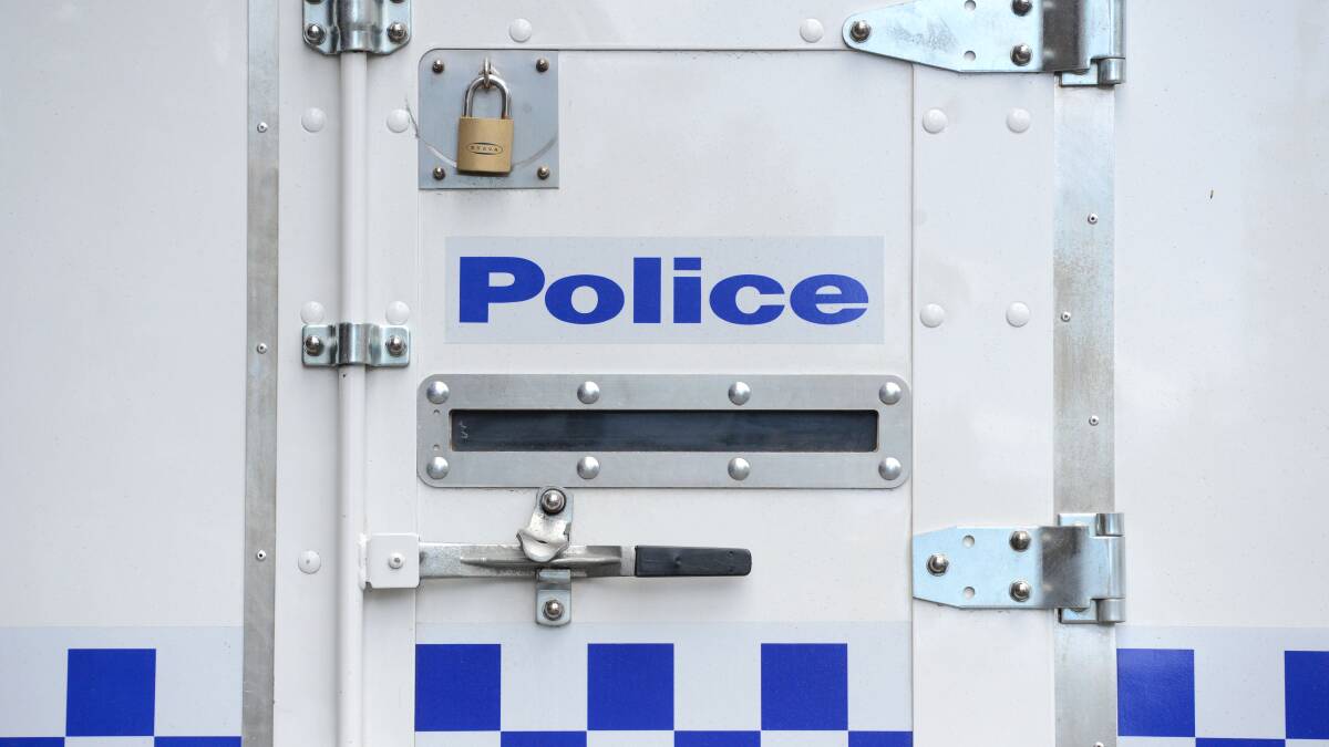 Police target illicit firearms in bikie operation across Bendigo