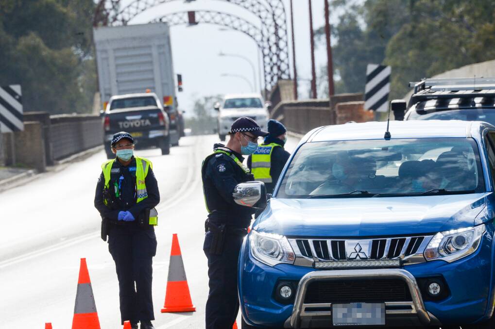 CLOSED: The border closure saw checkpoints being operated by police including some in Rochester and Echuca. Picture: DARREN HOWE 