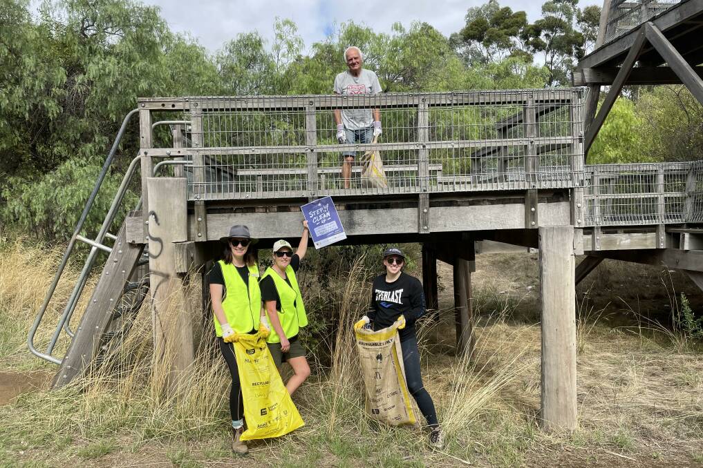 Clean Up Australia Day in White Hills