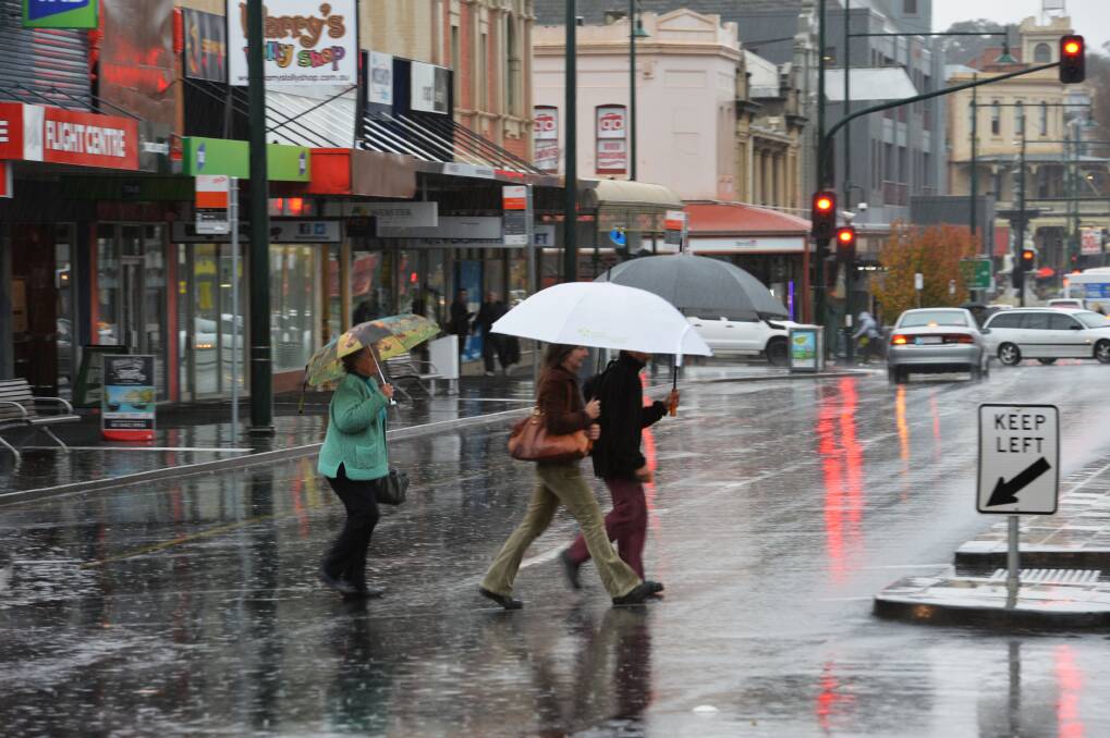 Wet weather set to hit Bendigo and around the state over the next few days. Picture: BRENDAN McCARTHY