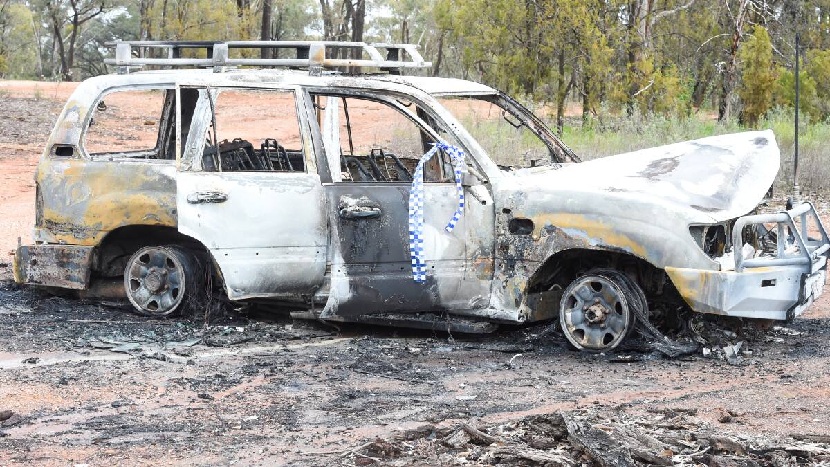 BURNT OUT: The above vehicle was discovered burnt out in West Bendigo early Wednesday morning. Picture: Darren Howe