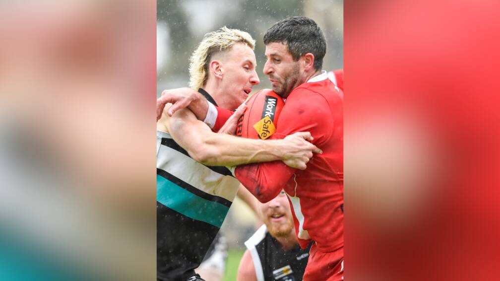 BALL MAGNETS: Maryborough's Jacob Lohmann and South Bendigo's Nathan Horbury had 97 possessions between them on Saturday. Picture: DARREN HOWE
