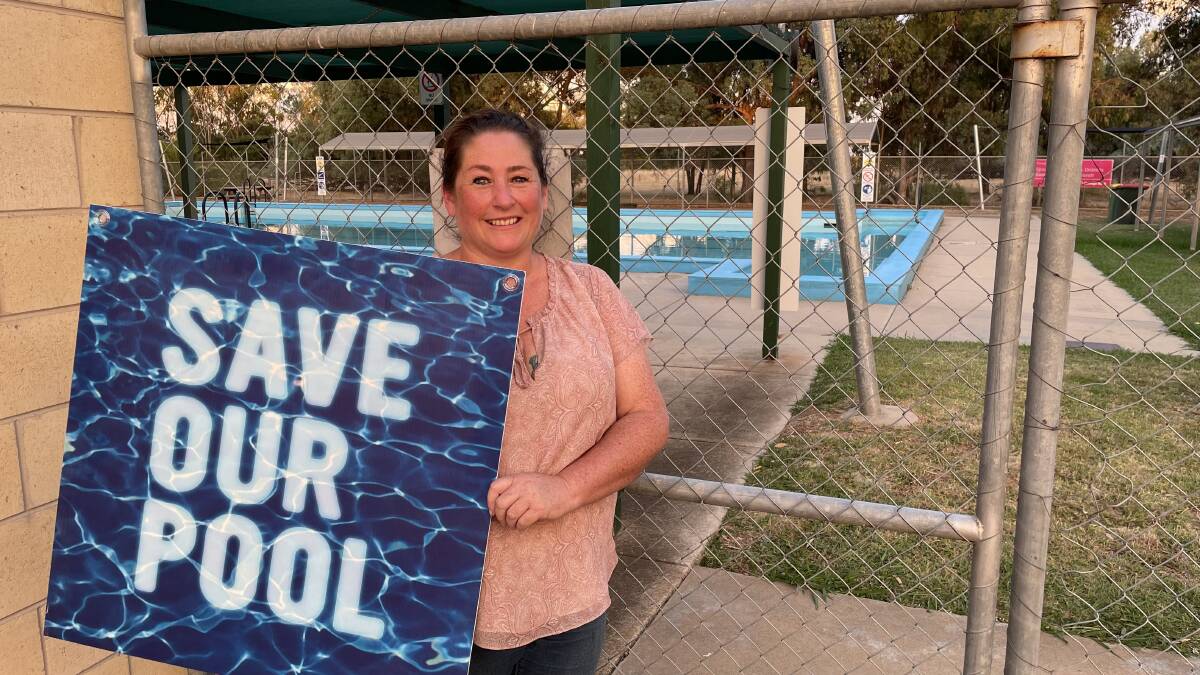 Campaspe mother Kris Munro is campaigning to save the Lockington pool. Picture: JULIEANNE STRACHAN