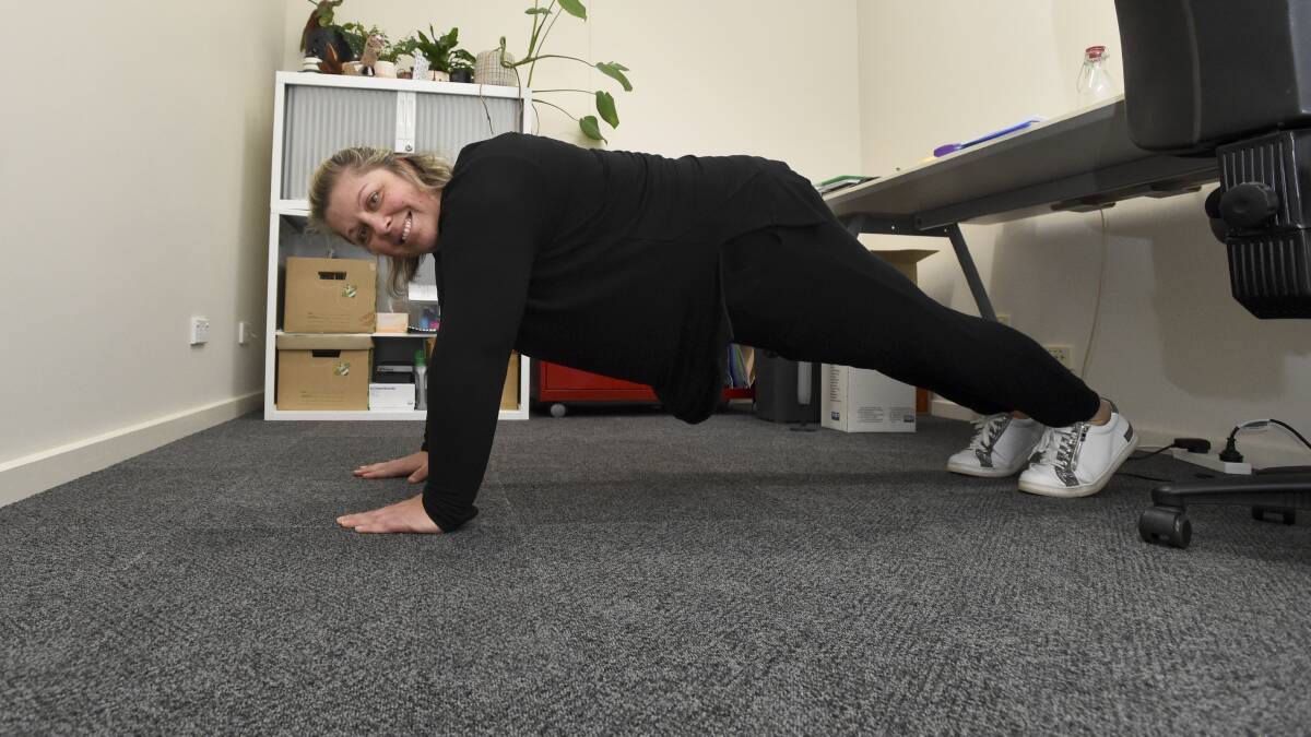 Lifeline Central Victoria and Mallee executive Lisa Renato, and other participants in the upcoming Push-up Challenge, will be aiming for 3139 push-ups over 24 days. Picture: NONI HYETT 