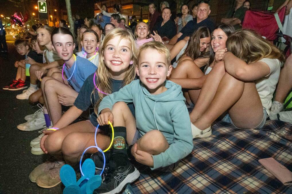 Bendigo Easter Festival Torchlight Procession on Saturday, March 30. Pictures by Enzo Tomasiello