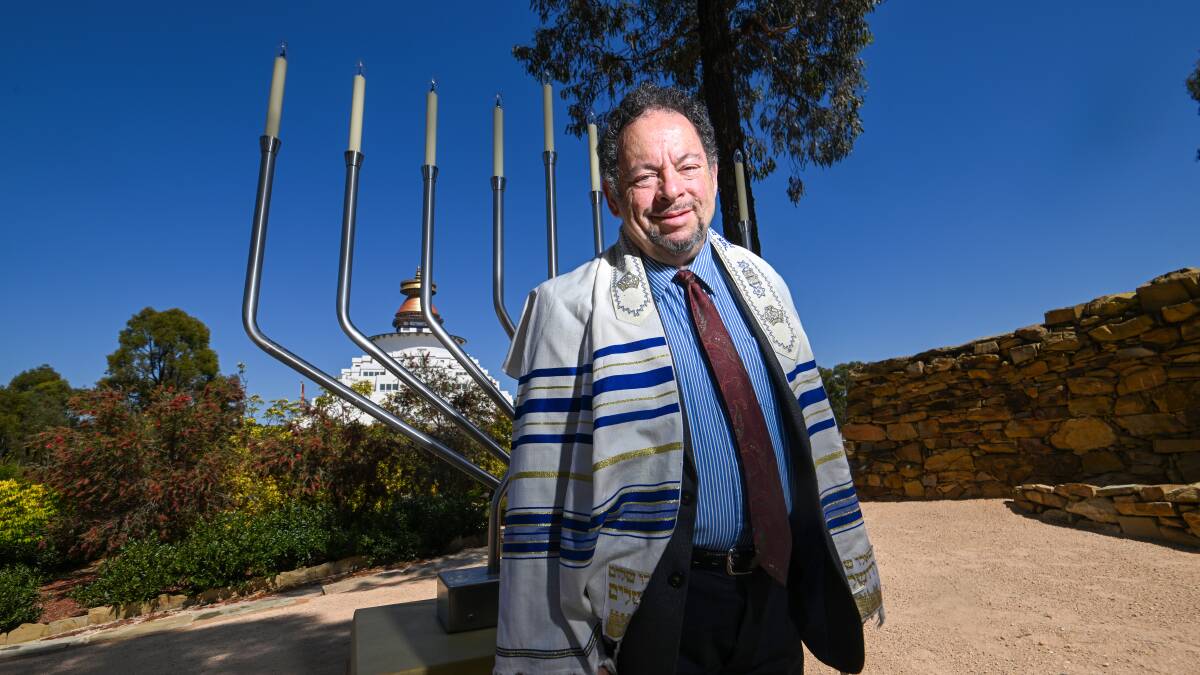 Jewish symbol unveiled at Great Stupa in name of peace