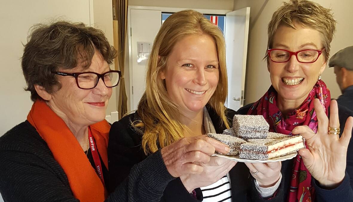 Macedon Ranges Shire council maternal and child health nurse Chris O’Higgins, with expectant mum, Emily and Kyneton District Health midwife Catherine Prestney. Picture: CONTRIBUTED
