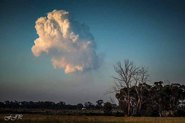Today's Instagram #picoftheday is by @flissyjohnsonphotography - tag your weather pics #bendigoweather and we'll feature the best ones here.