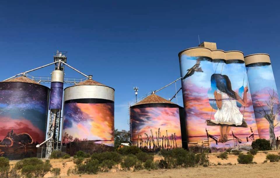 Silo Art Trail: St Arnaud grain silos to be transformed through Creative Activations Fund | Bendigo Advertiser | Bendigo, VIC
