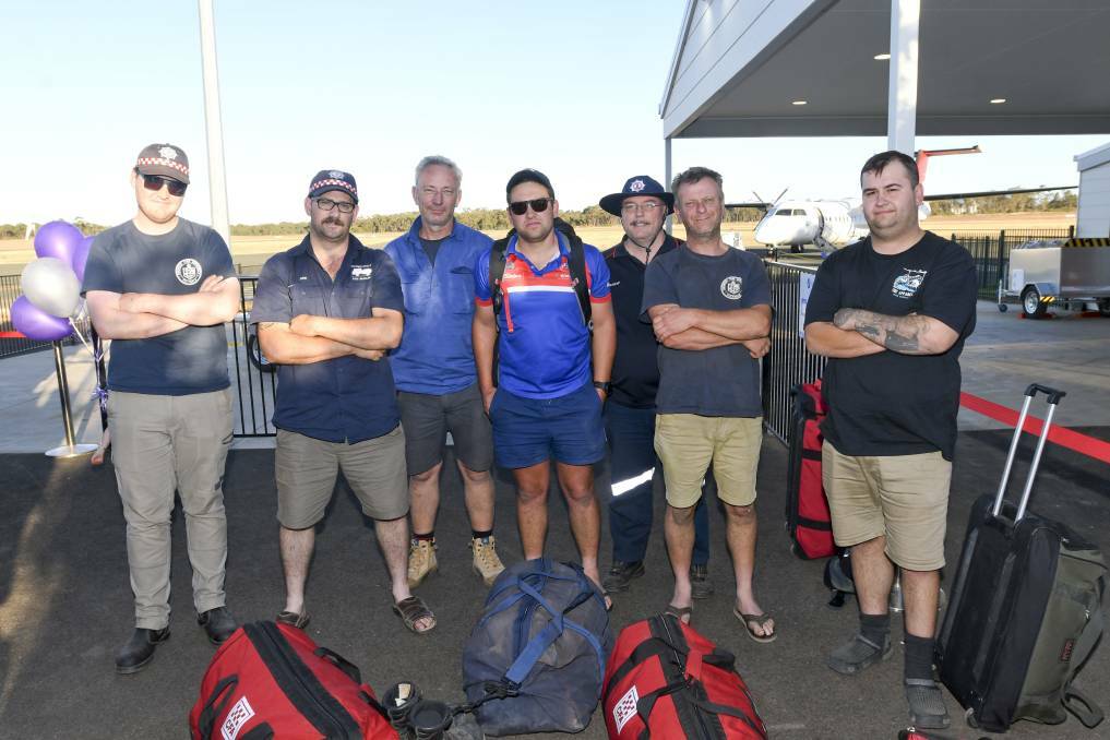 Some of the central Victorian firefighters who returned from East Gippsland. Picture: NONI HYETT