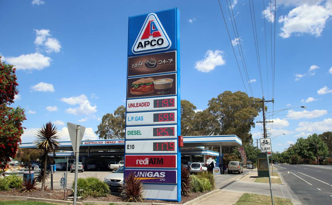 APCO company directors slammed the Coles/Woolworths duopoly, shopper docket schemes and the ACCC.