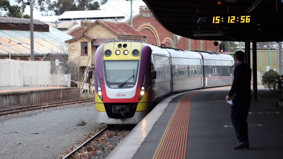 Council pushes one-hour Bendigo-Melbourne Airport train trip