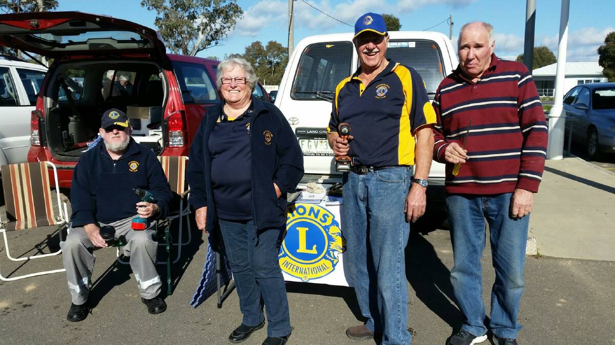 The Lions Club of Strathfieldsaye holds a barbecue at the local IGA, providing free tamper-proof number plate screws to drivers.