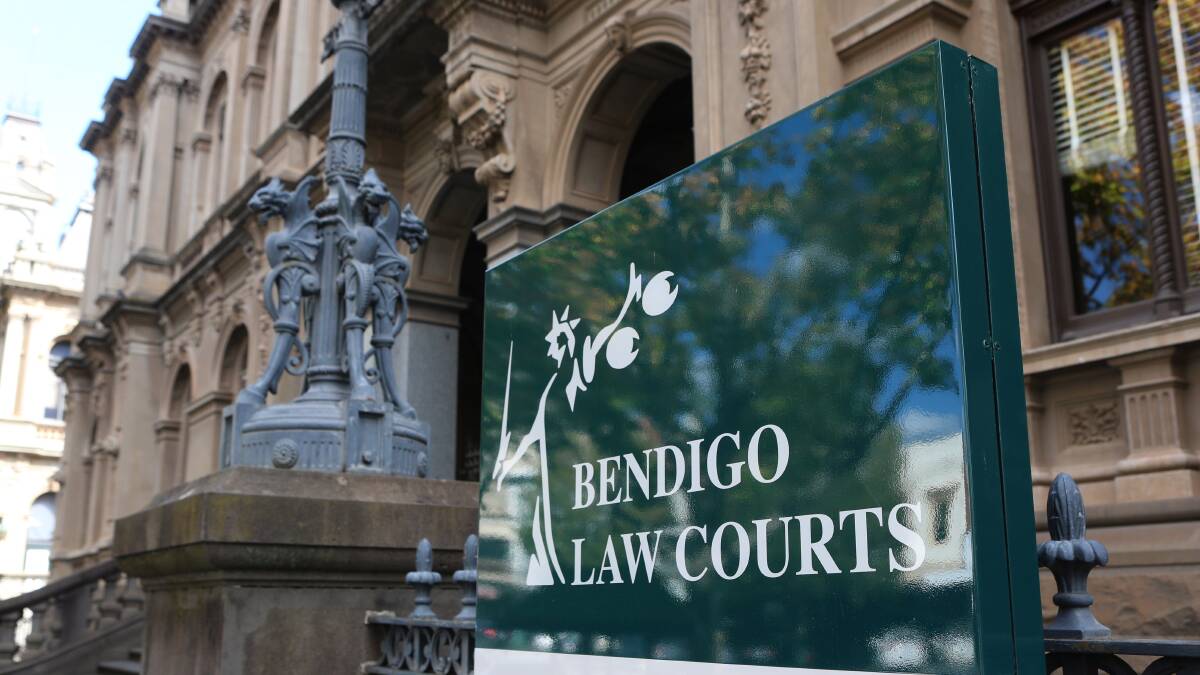 Bendigo sex offender stalked 15-year-old girl
