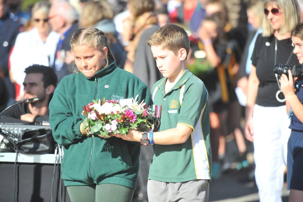 Pictures from the 2018 Kangaroo Flat Anzac Day ceremony.