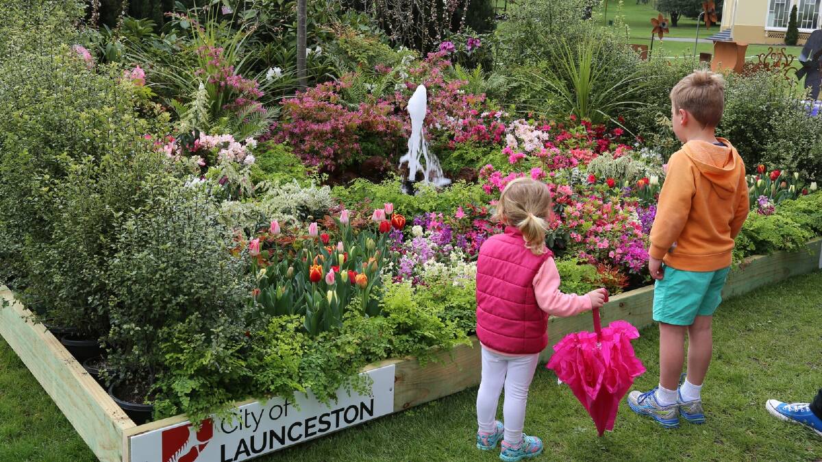 Bring the kids along to the Blooming Tasmania Flower & Garden Festival.