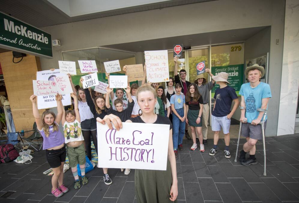 HOPE: Castlemaine students protesting in Bendigo in 2018. Picture: DARREN HOWE