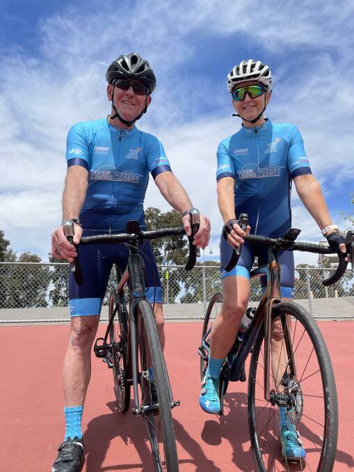 Peter Carr and Jo Lythgo headed off from Mildura on Friday morning, as part of the fundraising and awareness ride. 