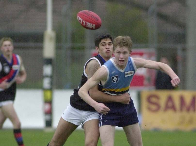 YOUNG TALENT: Adam Selwood playing for the Bendigo Pioneers in the TAC Cup in 2001.