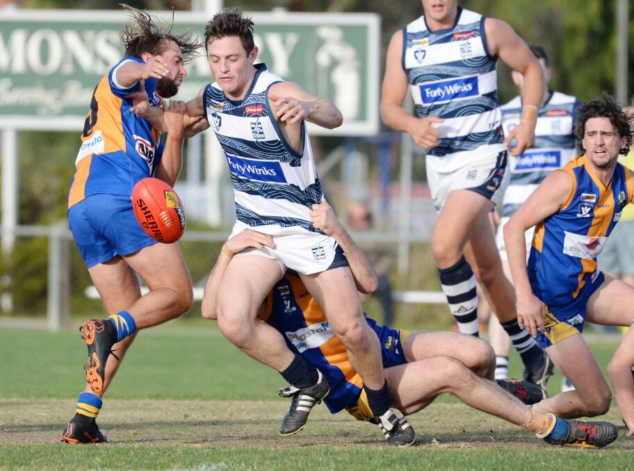 RIVALS: Strathfieldsaye hosts Golden Square in a clash of first versus fourth in the Bendigo league at Tannery Lane on Saturday. Picture: DARREN HOWE