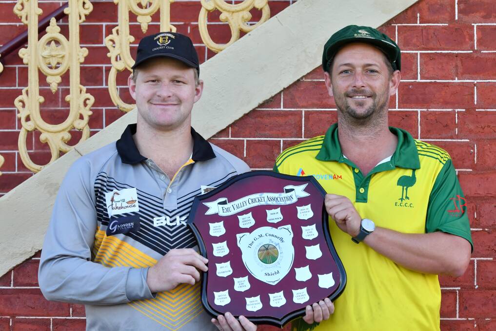 FLAG TUSSLE: United captain Harry Whittle and Emu Creek skipper Simon Marwood with the EVCA premiership shield. Picture: NONI HYETT