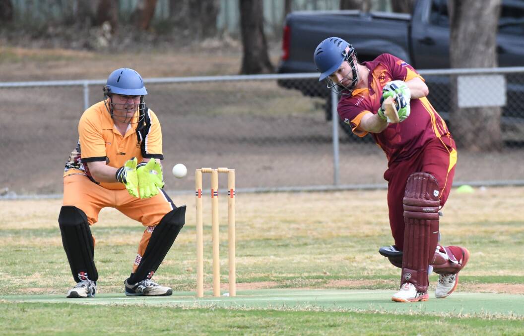 ON THE ATTACK: Leigh Draper top-scored with 47 for Maiden Gully in Saturday's 65-run win over Axe Creek. Pictures: NONI HYETT