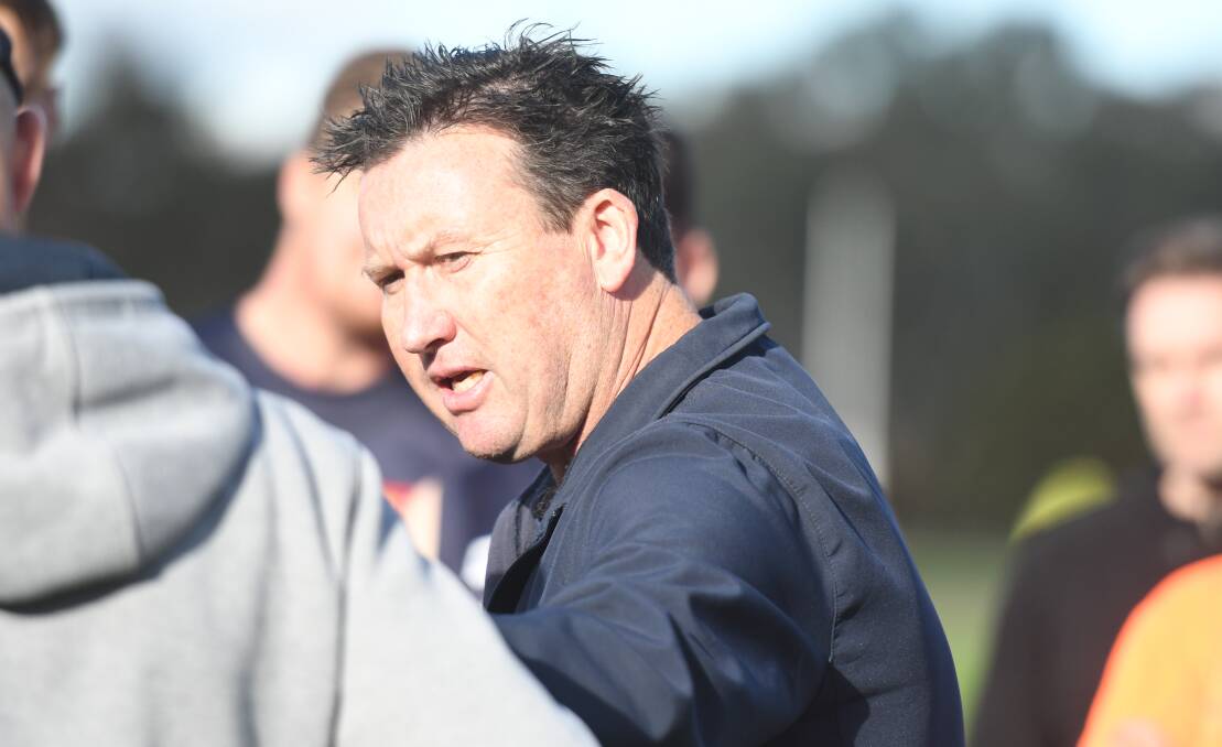 LEADER: Mount Pleasant co-coach Darren Walsh. Picture: ADAM BOURKE