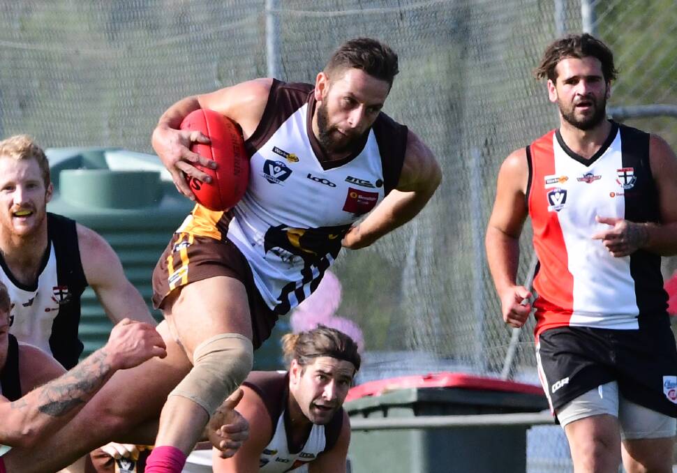 ANOTHER TOP SEASON: Huntly's Ryan Semmel polled 19 votes on Wednesday night to win his third Heathcote District league Cheatley Medal. Semmel, who polled votes in eight games, also won the Cheatley Medal in 2016 and 2013. Picture: NONI HYETT