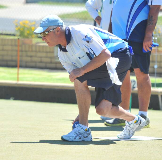 MAKING A MOVE: Eaglehawk's Russell Simmonds bowls in Saturday's 103-80 win over Kangaroo Flat. The Hawks have now won three in a row. Pictures: LUKE WEST