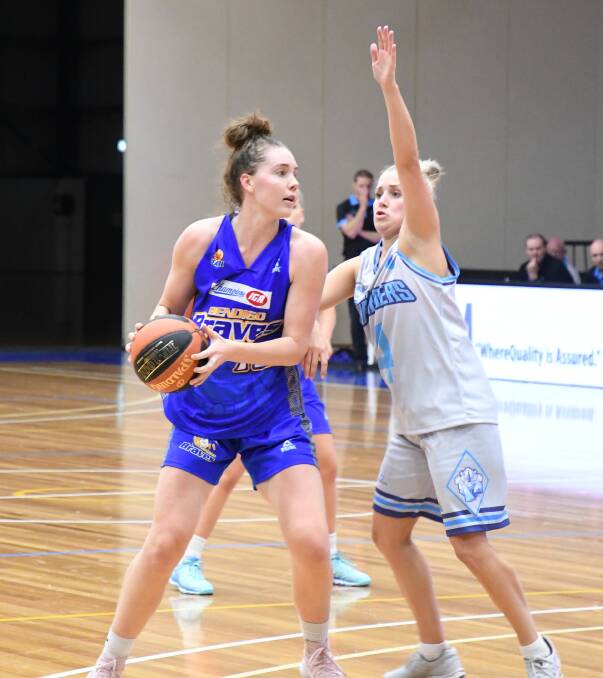 SUPER SEASON: Nadeen Payne leads the unbeaten Bendigo Braves' women in points (231) and rebounds (89) at the halfway mark of the season. Picture: ADAM BOURKE