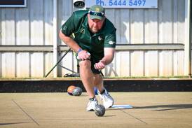 New Zealand representative Ali Forsyth bowls in the mixed pairs on Tuesday at Bendigo East. Picture by Darren Howe