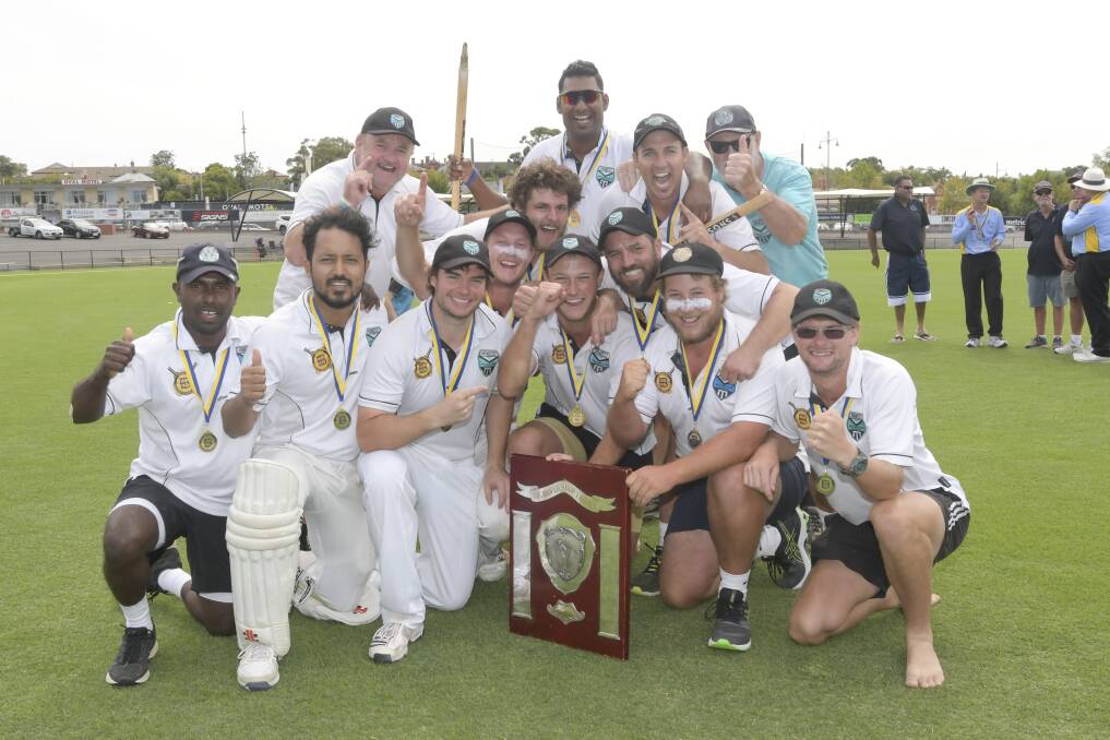 BDCA'S BEST: The Huntly-North Epsom team that belted Golden Square by 83 runs in the weekend's first XI grand final at the Queen Elizabeth Oval. Picture: NONI HYETT
